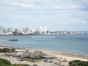 https://web5.gallito.com.uy/departamento-de-3-suites-en-venta-en-el-edificio-tequendam-inmuebles-25934616