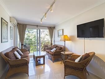 https://web5.gallito.com.uy/venta-de-apartamento-de-3-dormitorios-a-pasos-de-la-playa-inmuebles-24062344