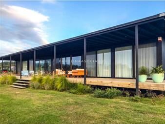 https://www.gallito.com.uy/casa-en-venta-de-3-dormitorios-en-manantiales-punta-del-es-inmuebles-21836847
