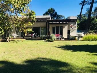 https://web5.gallito.com.uy/casa-en-venta-de-3-dormitorios-en-barrio-cerrado-la-alborad-inmuebles-25459803