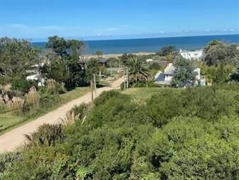https://web5.gallito.com.uy/terreno-en-altos-de-punta-piedras-inmuebles-23823158