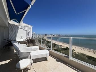 https://web5.gallito.com.uy/penthouse-en-venta-en-primera-linea-con-vista-al-mar-de-pl-inmuebles-24893796