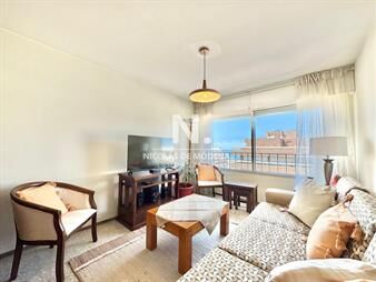 https://web5.gallito.com.uy/apartamento-de-un-dormitorio-y-medio-en-venta-en-peninsula-inmuebles-27043121