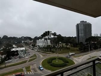 https://web5.gallito.com.uy/apartamento-en-venta-en-punta-del-este-inmuebles-26817390