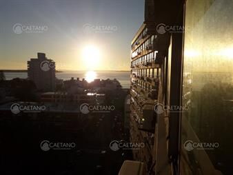 https://www.gallito.com.uy/edificio-a-metros-de-playa-brava-inmuebles-24996198