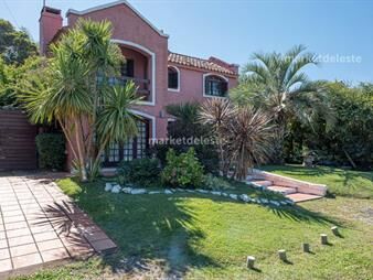 https://web5.gallito.com.uy/casa-en-portezuelo-5-dormitorios-inmuebles-25834858