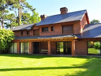 https://web5.gallito.com.uy/casa-en-el-golf-inmuebles-27068838