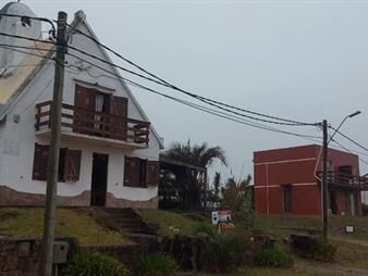 https://www.gallito.com.uy/dos-casas-2-dor-cuna-a-la-venta-primera-linea-inmuebles-27068870