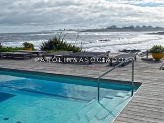 https://web5.gallito.com.uy/hermosa-casa-en-venta-en-punta-del-este-inmuebles-19576746