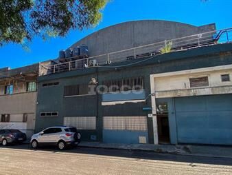 https://web5.gallito.com.uy/deposito-con-salida-a-2-calles-inmuebles-25695821