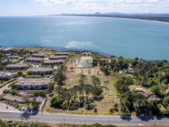https://web5.gallito.com.uy/lote-en-lomo-de-la-ballena-punta-ballena-ref-pbi2935-inmuebles-23108034
