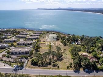 https://web5.gallito.com.uy/lote-en-lomo-de-la-ballena-punta-ballena-ref-pbi2937-inmuebles-23108036