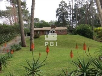 https://www.gallito.com.uy/casa-en-venta-portezuelo-bosque-2-dormitorios-ref-pbi5-inmuebles-26307105