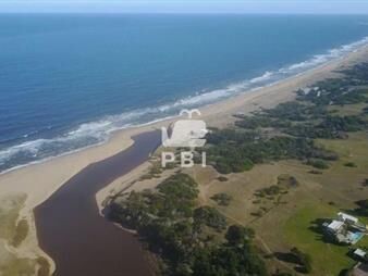 https://web5.gallito.com.uy/chacra-en-venta-la-carolina-ref-pbi1188-inmuebles-23142069
