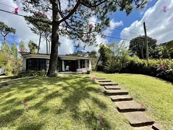 https://web5.gallito.com.uy/alquiler-temporal-casa-3-dormitorios-lugano-punta-del-este-inmuebles-27014066