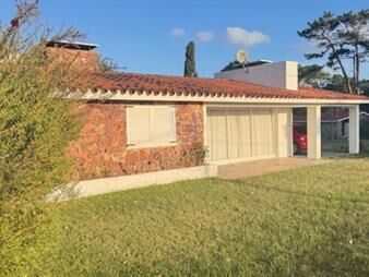 https://web5.gallito.com.uy/casa-en-barrio-arcobaleno-inmuebles-26928288