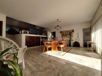 https://web5.gallito.com.uy/venta-y-alquiler-de-casa-en-playa-mansa-punta-del-esate-de-inmuebles-24868896