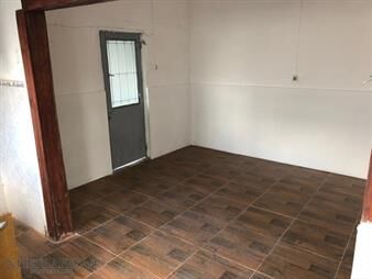 https://www.gallito.com.uy/apartamento-con-renta-2-dormitorios-1-baño-y-patio-juan-inmuebles-23238222