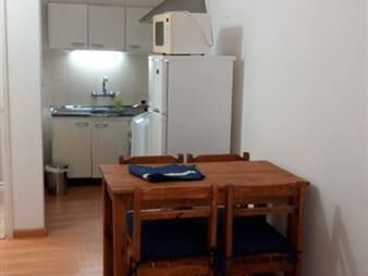 https://web5.gallito.com.uy/2-apartamentos-con-renta-en-venta-alquiles-lanza-barrio-su-inmuebles-23981476