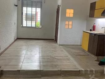 https://web5.gallito.com.uy/apartamentos-de-1-y-2-dormitorios-con-renta-en-venta-const-inmuebles-24384268