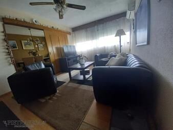 https://web5.gallito.com.uy/apartamento-en-venta-4-dormitorios-1-baño-euskal-erria-71-inmuebles-21262196