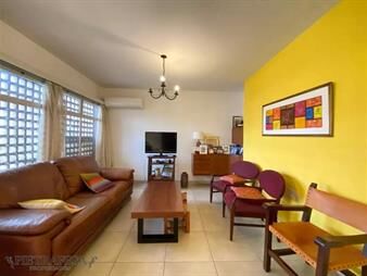 https://web5.gallito.com.uy/2-casas-en-venta-con-renta-4-dormitorios-3-baã±os-garaje-inmuebles-24614013