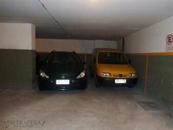 https://web5.gallito.com.uy/garaje-en-venta-paraguay-aguada-inmuebles-24966045