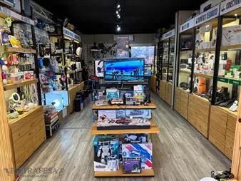 https://www.gallito.com.uy/llaves-de-tienda-electronica-buceo-inmuebles-25828247
