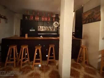 https://web5.gallito.com.uy/llaves-de-local-gastronomico-y-cerveceria-la-teja-inmuebles-26139921