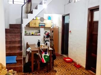 https://web5.gallito.com.uy/apto-con-renta-2-dormitorios-1-baño-azotea-goes-inmuebles-26212596