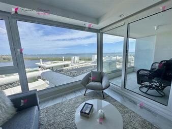 https://www.gallito.com.uy/venta-de-apartamento-de-2-dormitorios-en-suite-en-poseidon-inmuebles-27092127