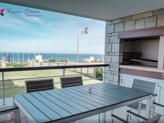 https://web5.gallito.com.uy/venta-de-apartamento-de-2-dormitorios-en-mansa-en-edificio-inmuebles-27092171
