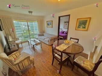 https://web5.gallito.com.uy/apartamento-de-2-dormitorios-con-2-baños-a-pasos-de-la-pla-inmuebles-27085988