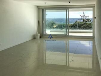 https://web5.gallito.com.uy/apartamento-2-dormitorios-punta-del-este-playa-mansa-ven-inmuebles-17596258