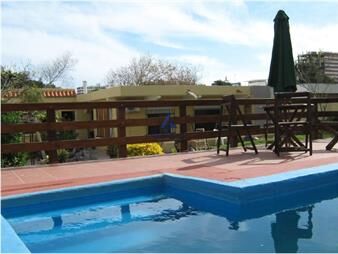 https://web5.gallito.com.uy/alquiler-punta-del-este-casa-en-brava-4-dormitorios-inmuebles-17597993
