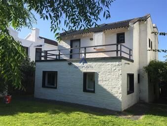 https://web5.gallito.com.uy/casa-en-la-barra-4-dormitorios-inmuebles-25793896