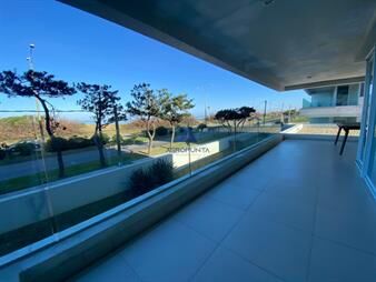 https://web5.gallito.com.uy/apartamento-de-3-dormitorios-primera-linea-de-la-mansa-inmuebles-24162184