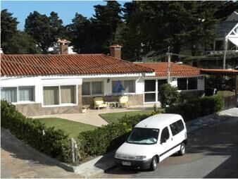 https://www.gallito.com.uy/casa-en-mansa-3-dormitorios-inmuebles-20848277
