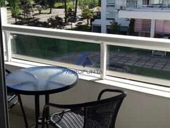 https://web5.gallito.com.uy/apartamento-sobre-roosevelt-con-todos-los-servicios-inmuebles-17597376