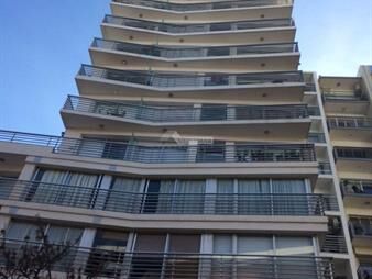 https://web5.gallito.com.uy/local-pocitos-venta-silvestre-blanco-y-brito-del-pino-se-v-inmuebles-14220982