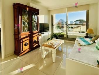 https://web5.gallito.com.uy/venta-apartamento-1-dormitorio-en-punta-del-este-con-todos-inmuebles-27092577