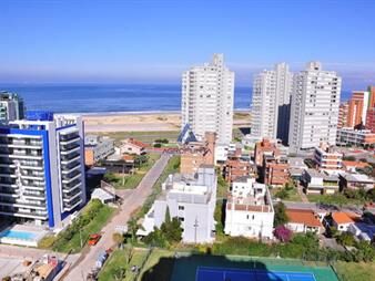 https://web5.gallito.com.uy/apartamento-en-brava-2-dormitorios-inmuebles-17597184