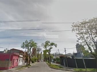 https://web5.gallito.com.uy/terreno-malvin-venta-espinosa-y-ramos-propiedad-horizontal-inmuebles-17885542
