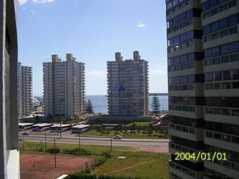 https://web5.gallito.com.uy/apartamento-a-un-paso-de-la-playa-inmuebles-17596702