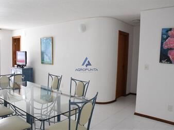 https://web5.gallito.com.uy/apartamento-en-brava-2-dormitorios-inmuebles-17598238