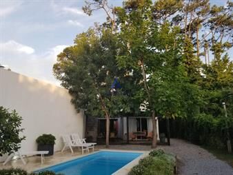 https://web5.gallito.com.uy/linda-casa-a-pocas-cuadras-del-mar-inmuebles-25793976