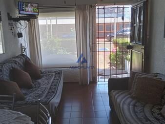https://web5.gallito.com.uy/apartamento-de-1-dormitorio-con-patio-al-frente-inmuebles-25794130