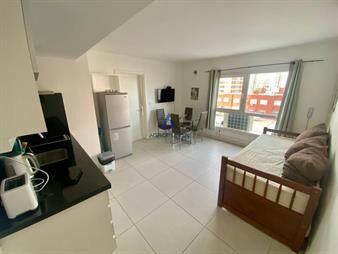 https://web5.gallito.com.uy/venta-apartamento-1-dormitorio-en-peninsula-de-punta-del-e-inmuebles-26923486