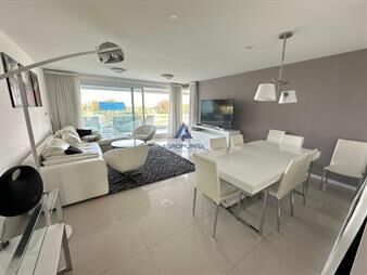 https://web5.gallito.com.uy/apartamento-3-dormitorios-y-dependencia-primera-linea-mansa-inmuebles-25624032