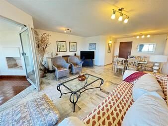 https://web5.gallito.com.uy/venta-apartamento-4-dormitorios-en-roosevelt-punta-del-este-inmuebles-25919571